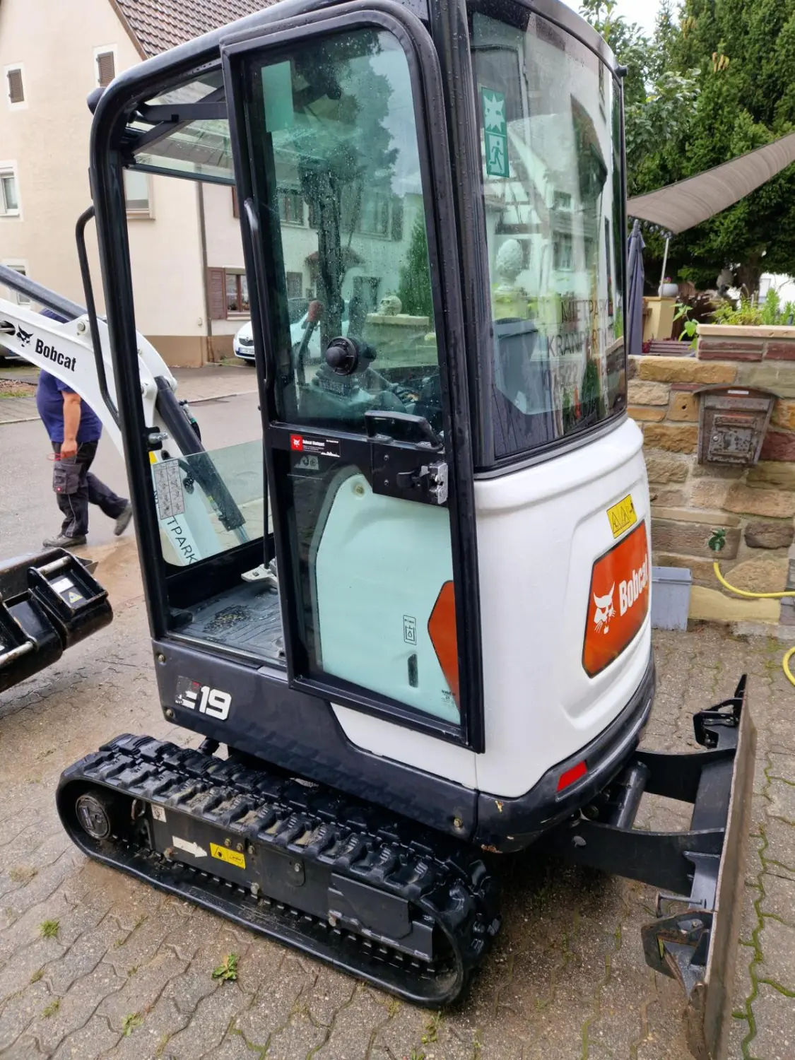 Minibagger mieten für Garten
