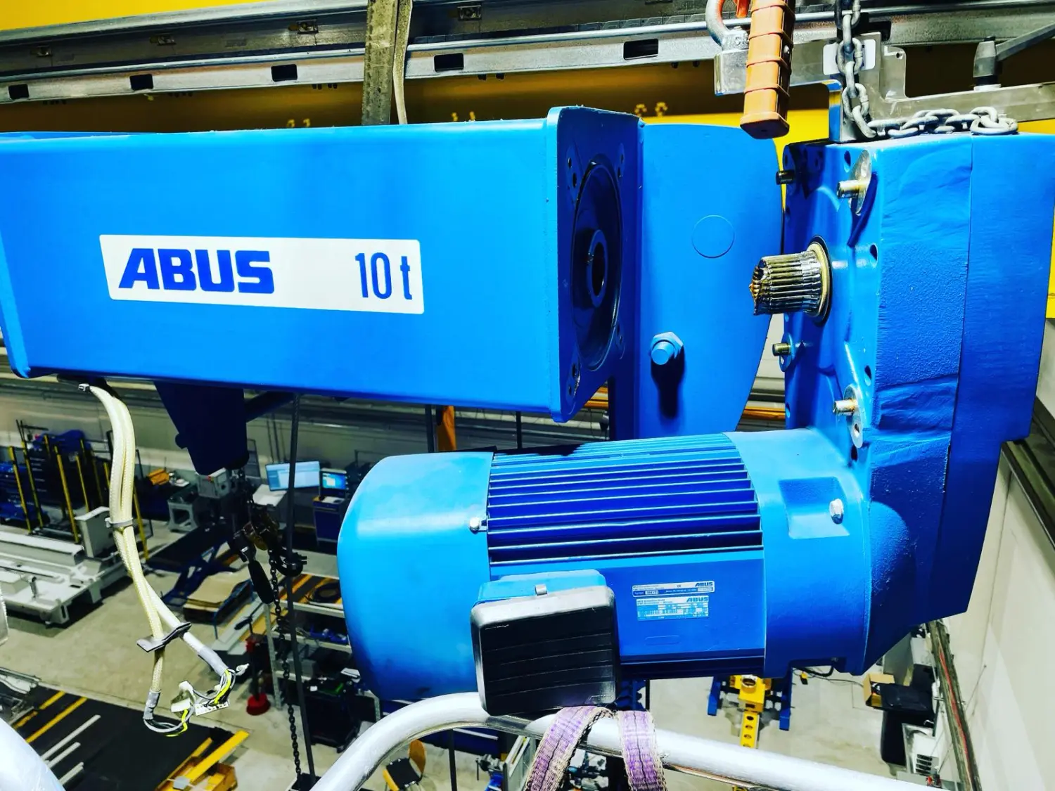 Minibagger mieten für Pool